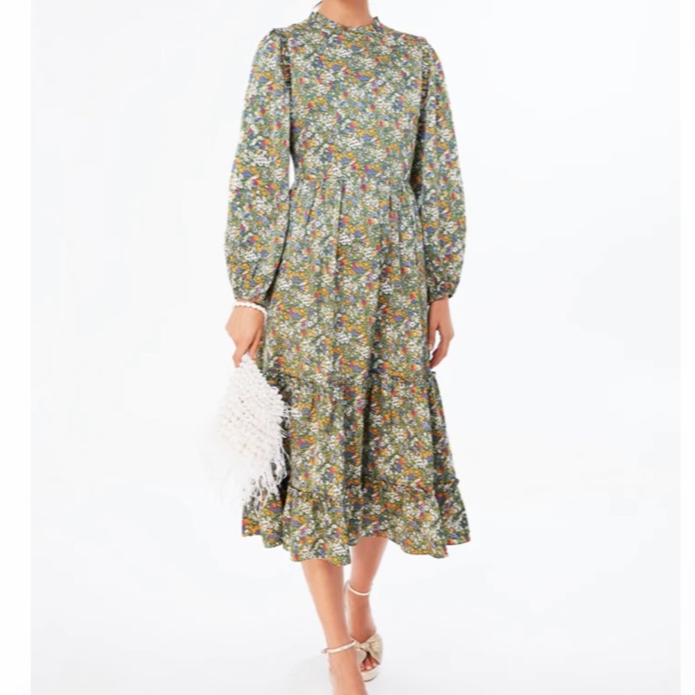 Green Floral Holly Midi Dress
HYACINTH HOUSE